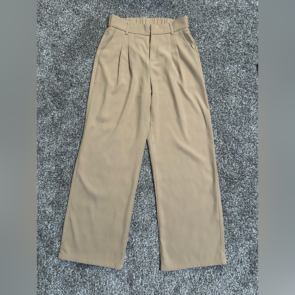 Stylish Tan Pleated Trousers
